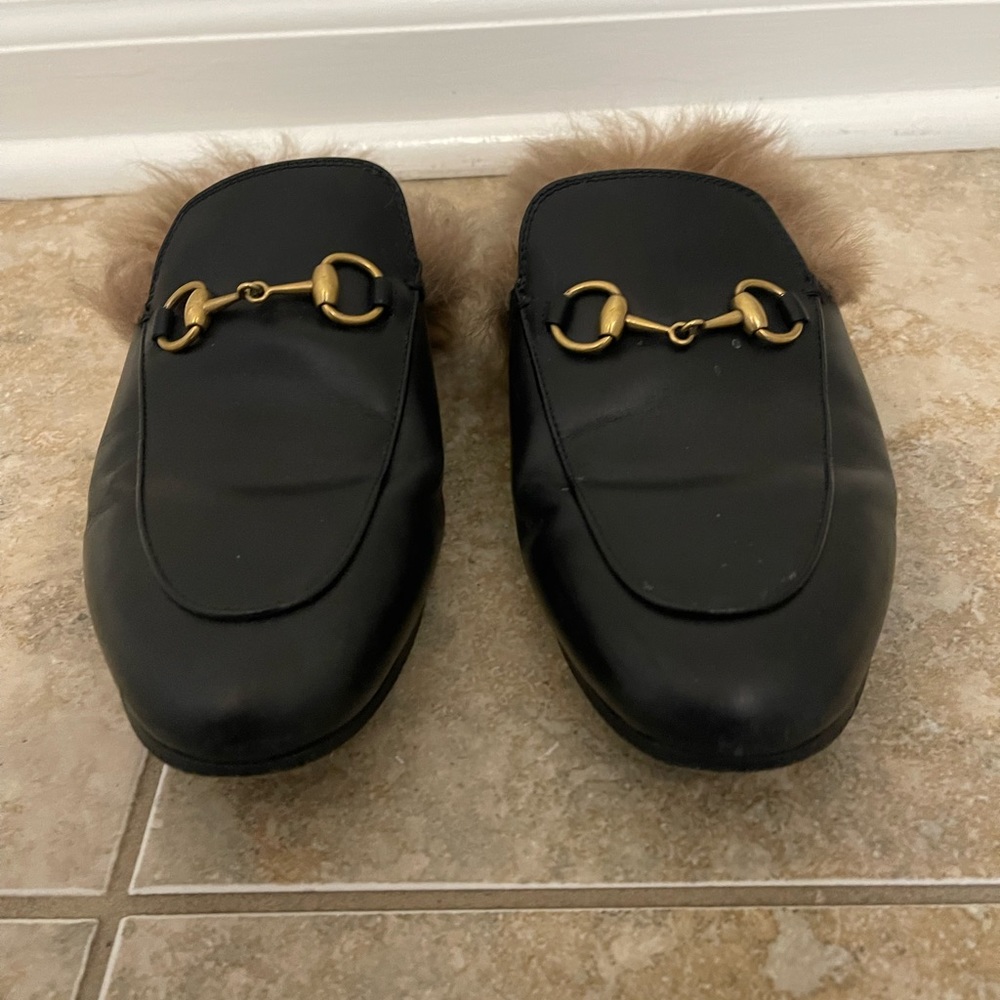 Gucci mules with fur